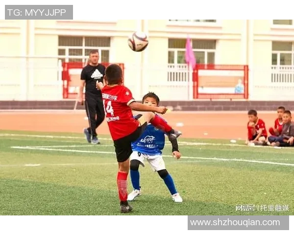 在绿茵场上闪耀的足球明星们与他们的精彩瞬间 在绿茵场上闪耀的足球明星们与他们的精彩瞬间